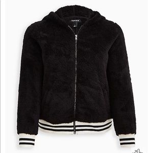 NWT Torrid black Sherpa hooded bomber jacket size 3